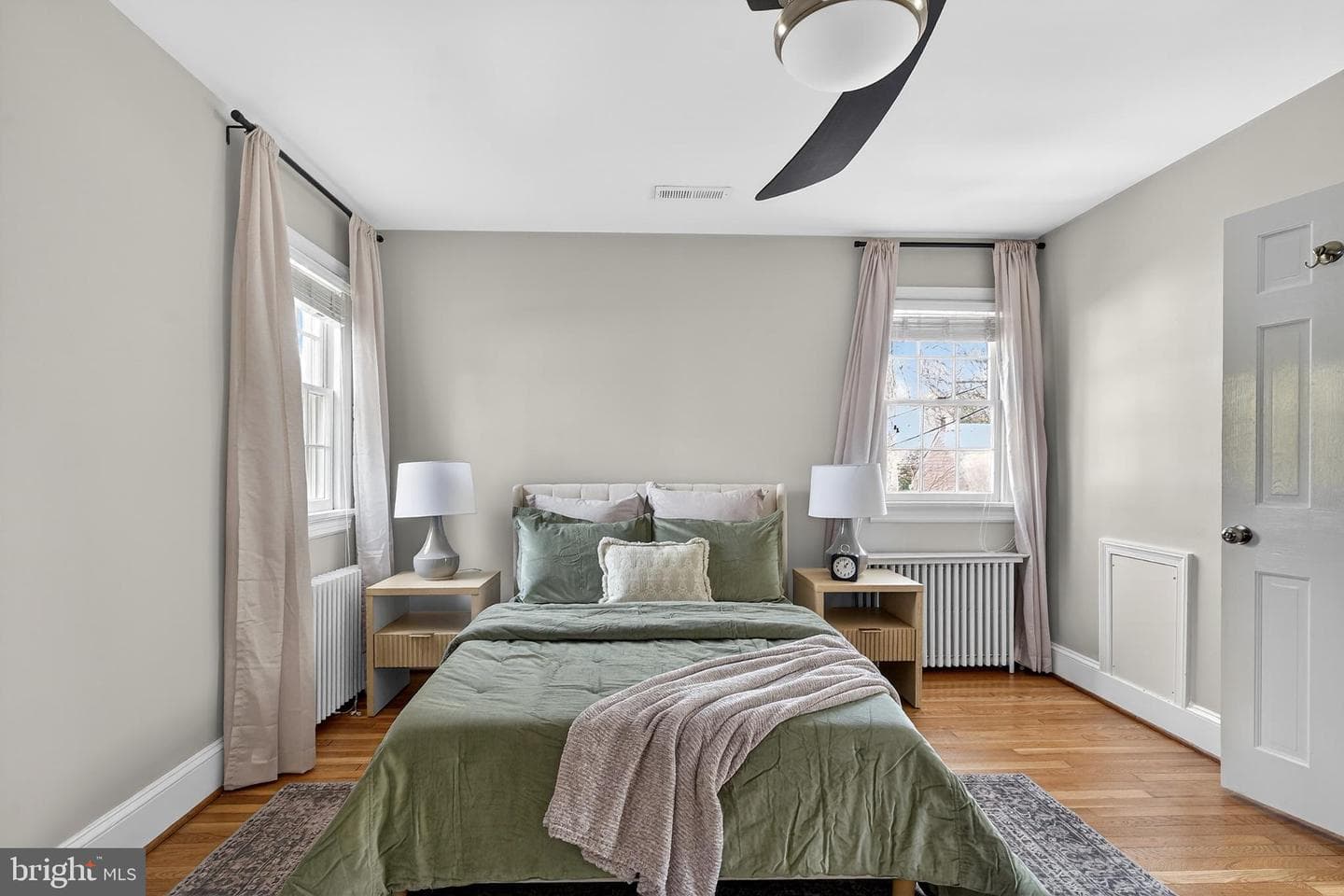 5411 Dorchester Road photo 33