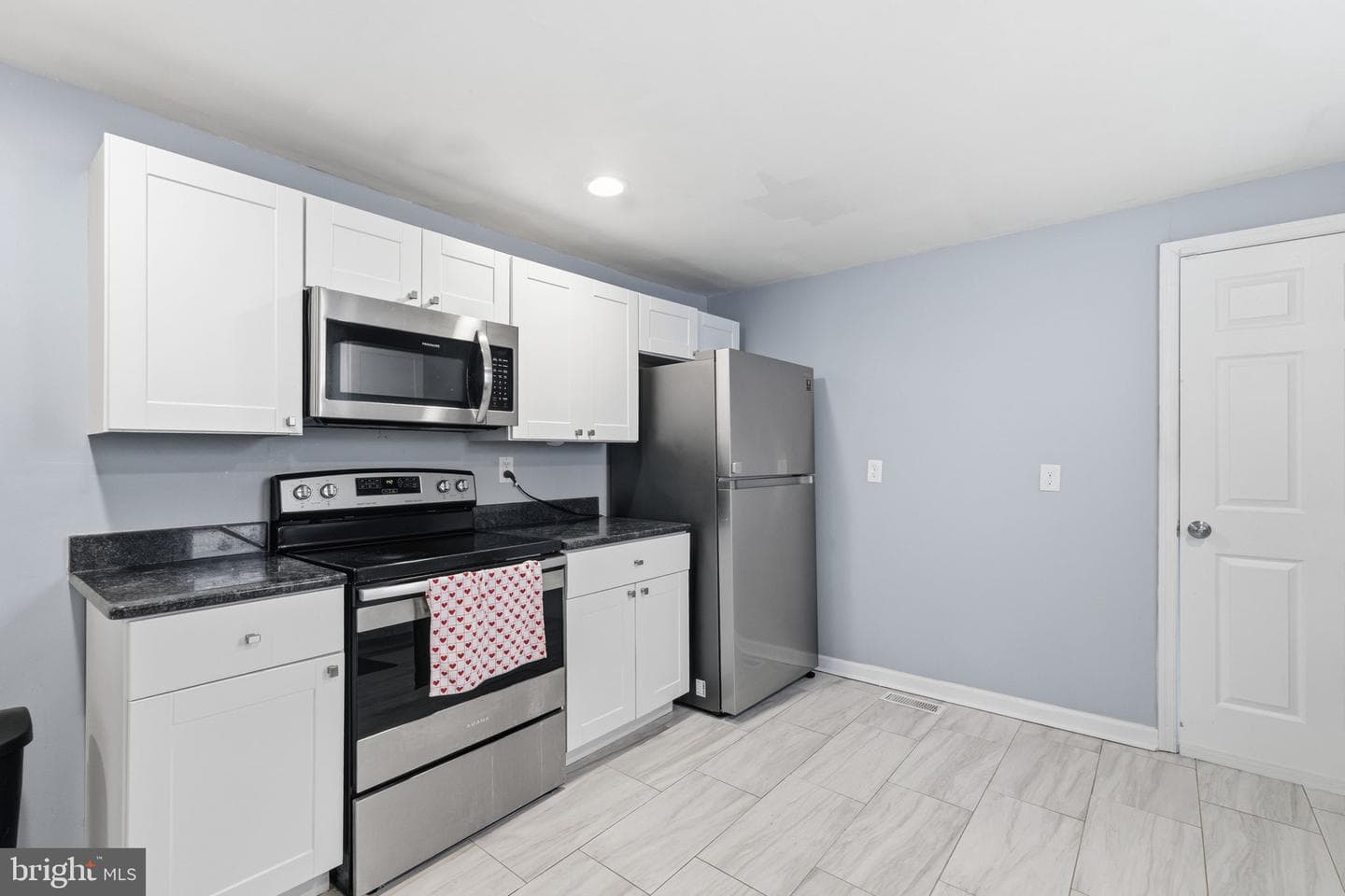 504 Arnold Avenue photo 13