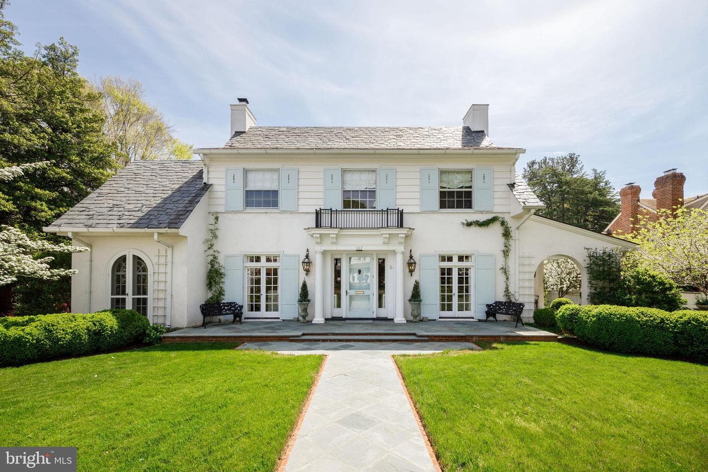 307 Oak Lane