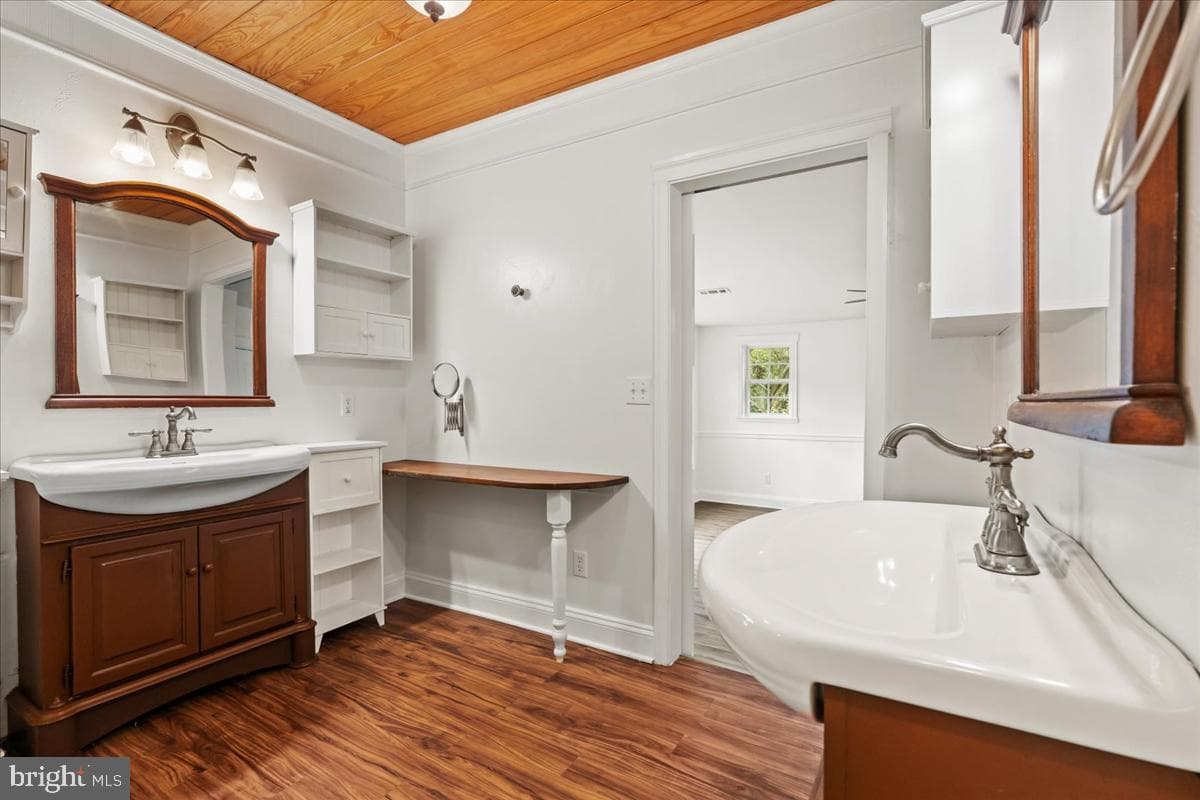5514 Parker St photo 13