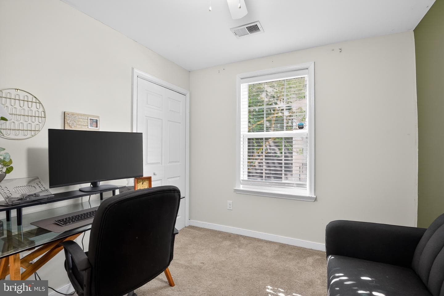 2012 Newbourne Street photo 26
