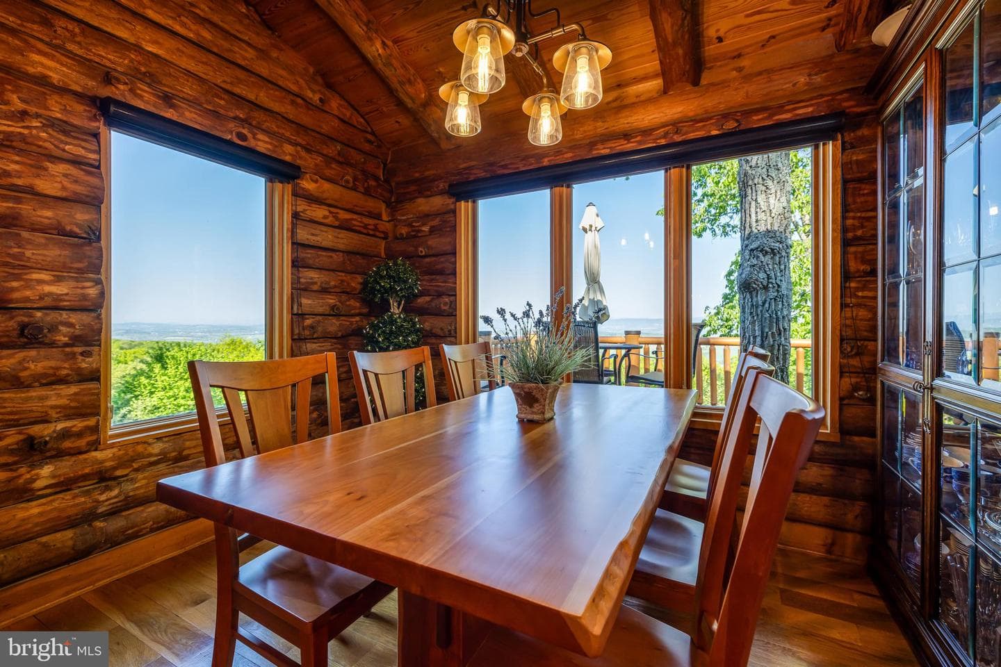 1130 Sundance Mountain Road photo 15