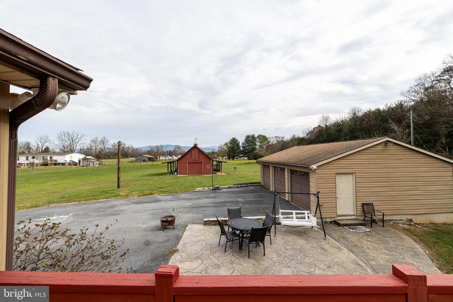 1734 Rolling Creek Lane photo 35