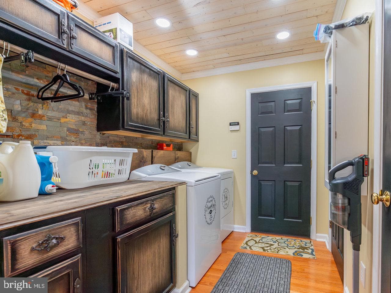 272 Skyview Lane photo 32