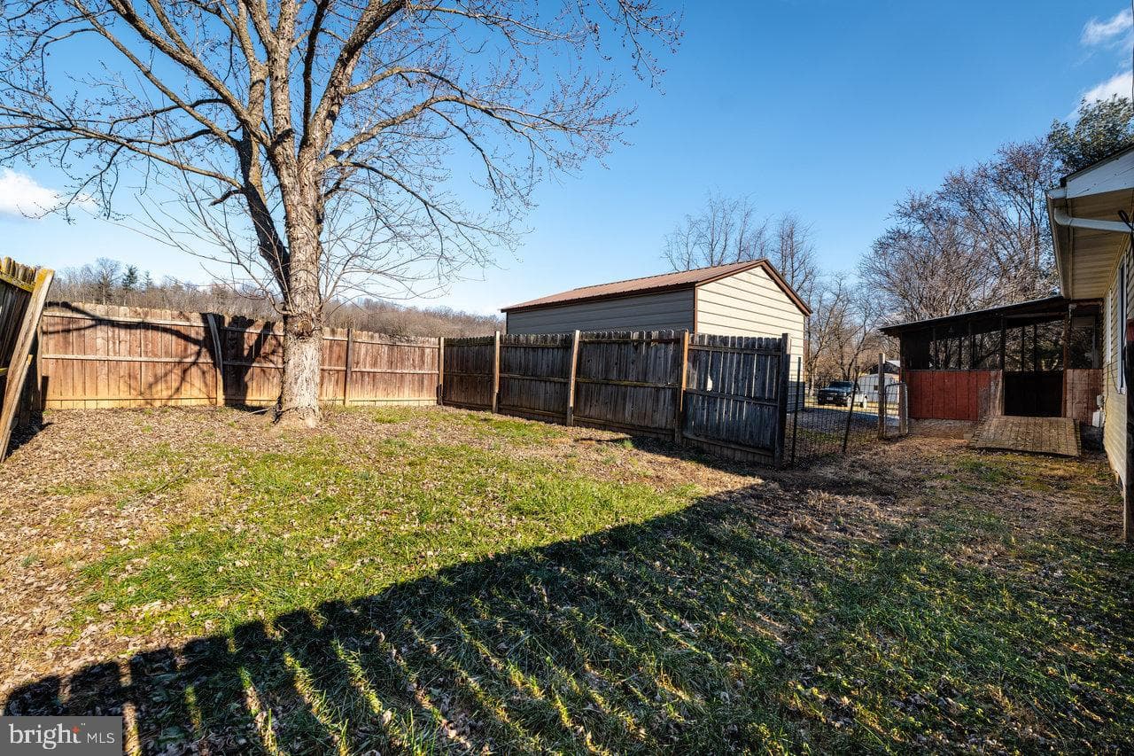 15573 Evergreen Valley Road photo 47