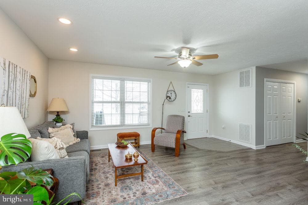 227 Rayann Lane photo 3