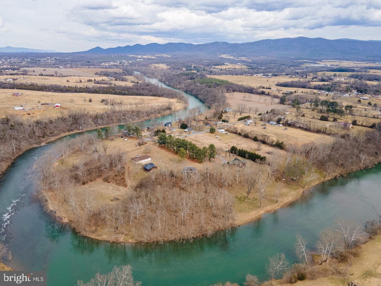 3523 Riverbend Drive photo 82