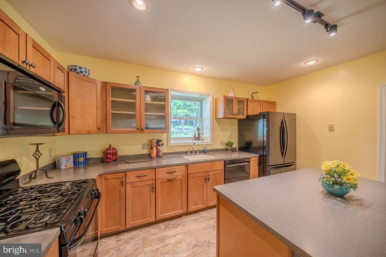 15799 N Mountain Road photo 12