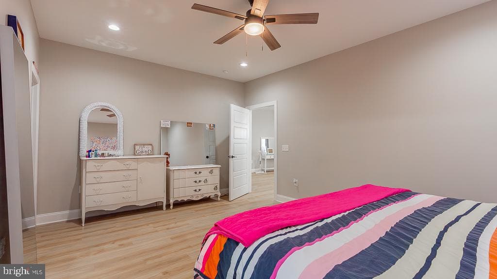 4115 Romney Court photo 27