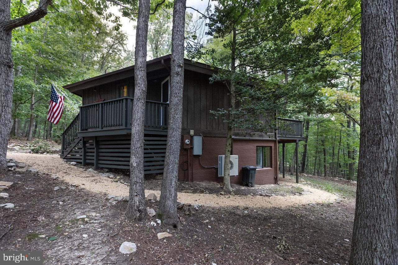130 Congers Ln photo 35