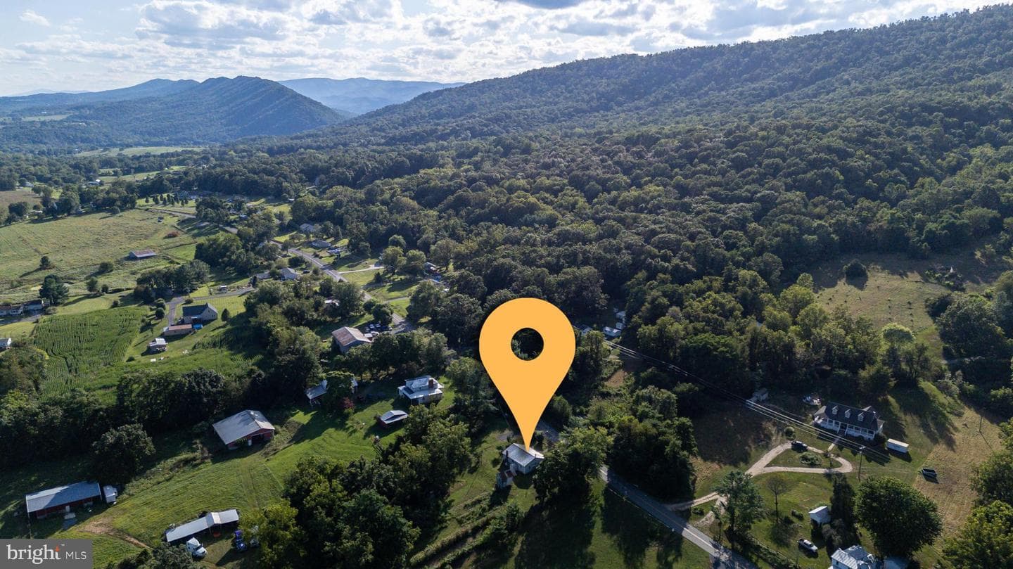 16112 N Mountain photo 26