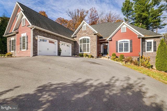 124 Steeplechase Drive photo 53