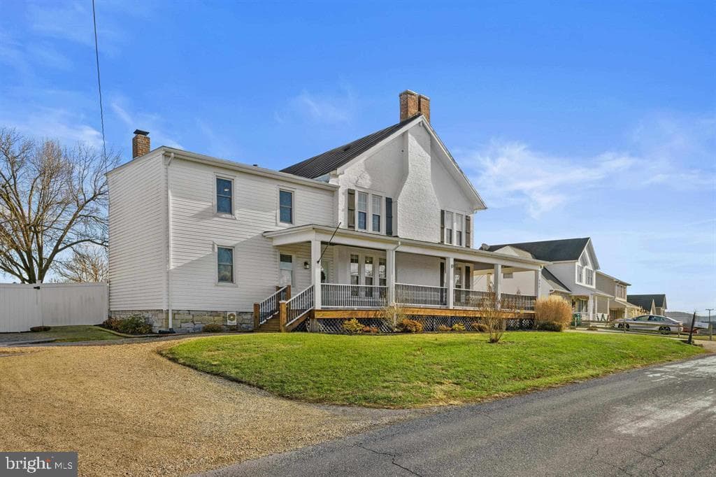 644 Early Dr photo 5