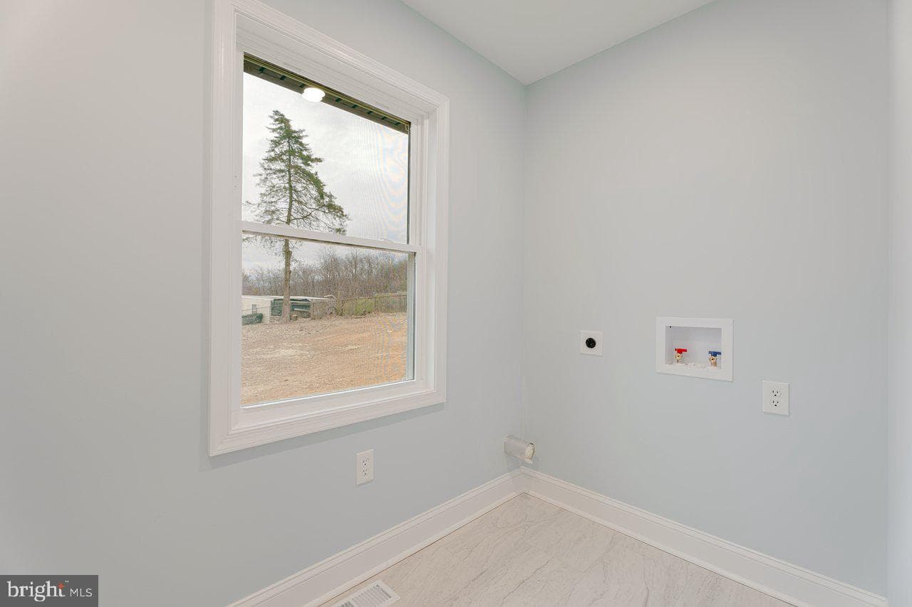 3098 Layman Trestle Road photo 35