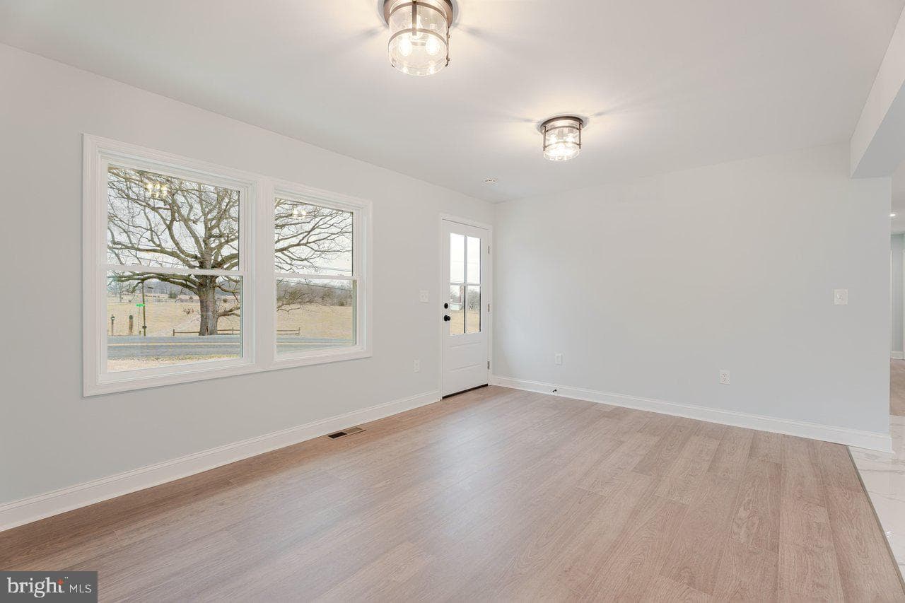 3098 Layman Trestle Road photo 9