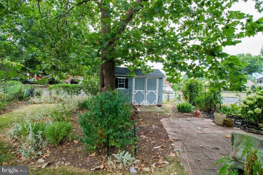 3165 Pin Oak Drive photo 46