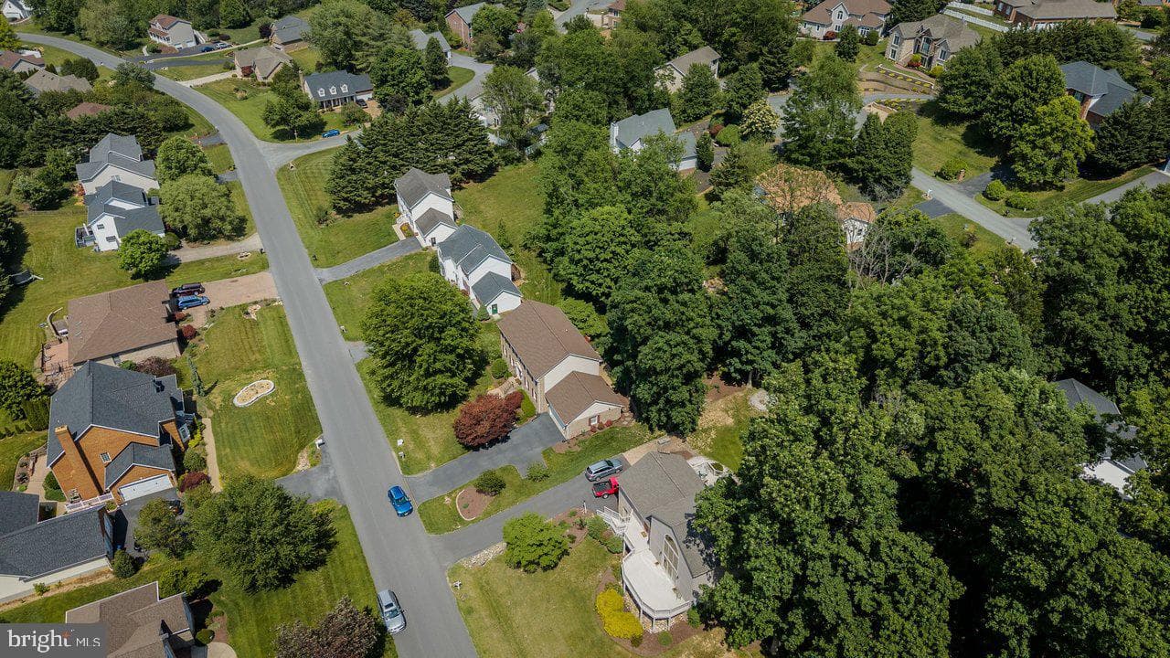 760 Confederacy Dr photo 77