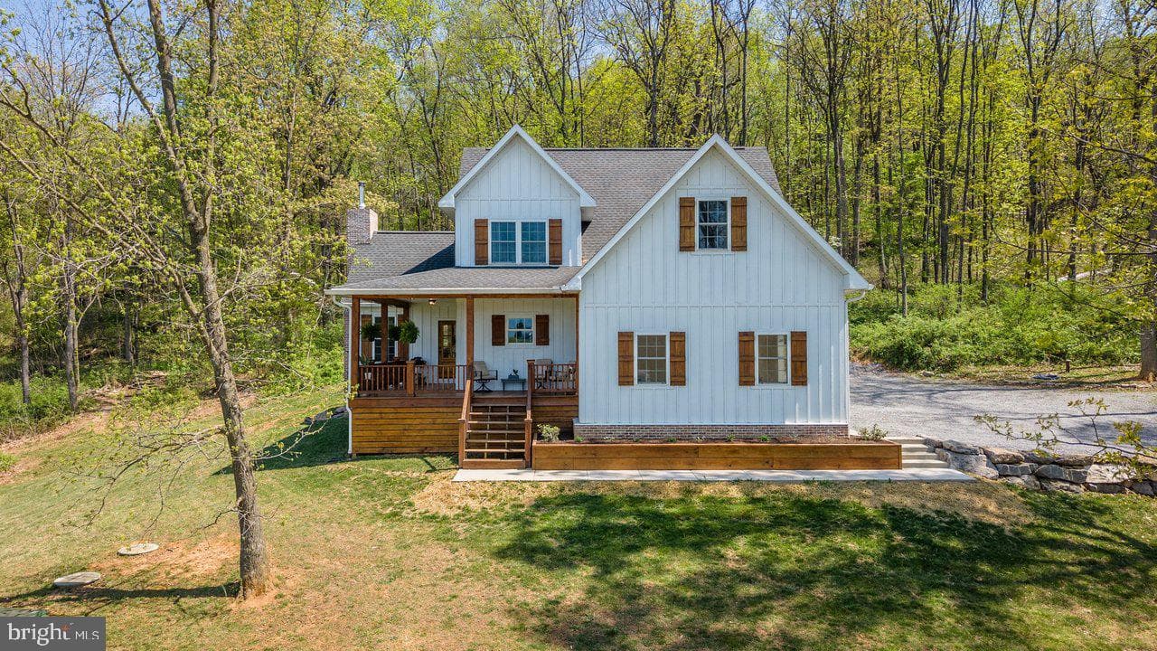 5266 Foothills Lane photo 2