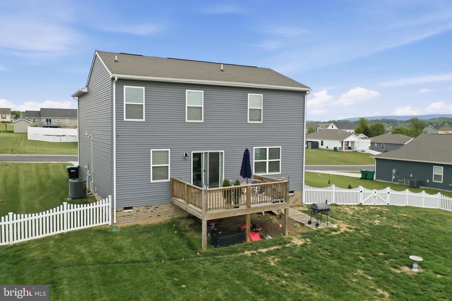 460 Mesa Court photo 4