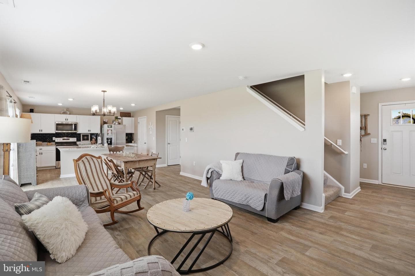 460 Mesa Court photo 8