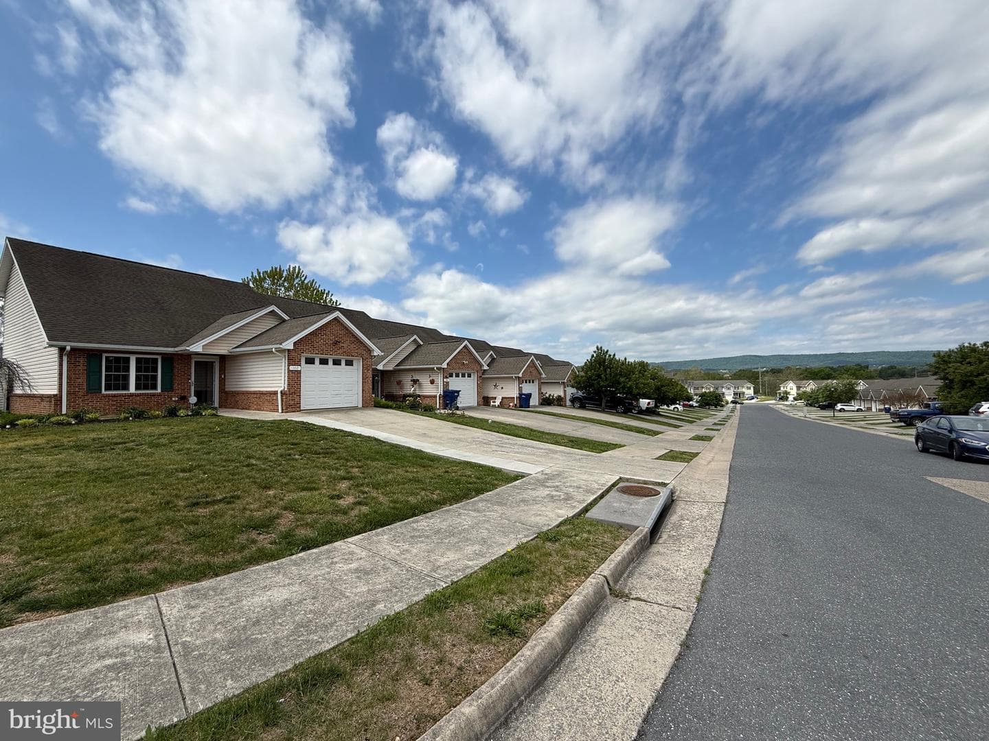 102 Granny Smith Drive photo 2