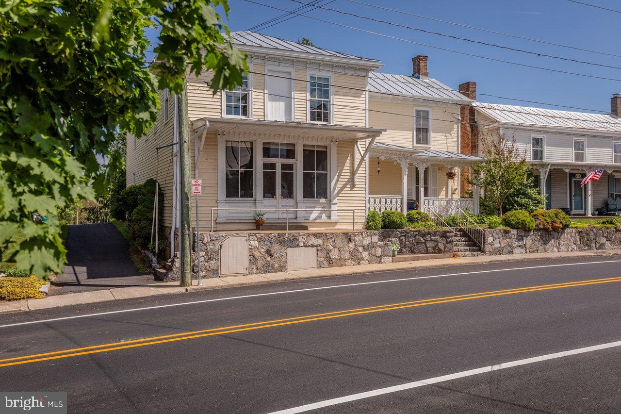 222 N Main Street photo 2