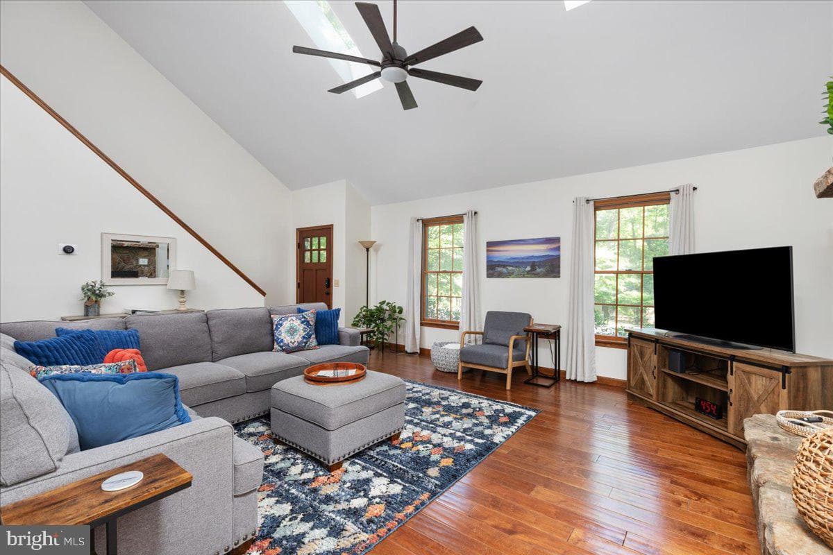 171 Kaylor Circle photo 8