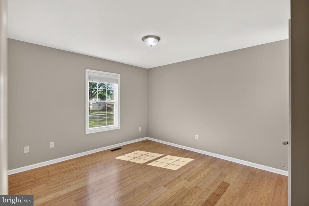 357 W Springbrook Road photo 26
