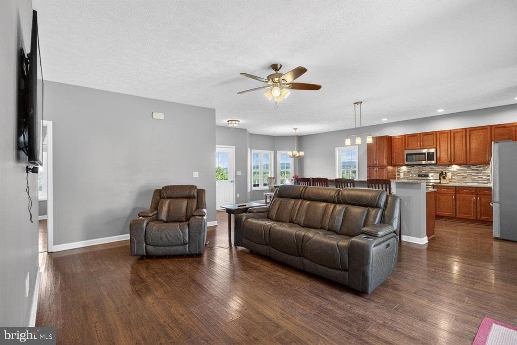 351 Rayann Lane photo 18