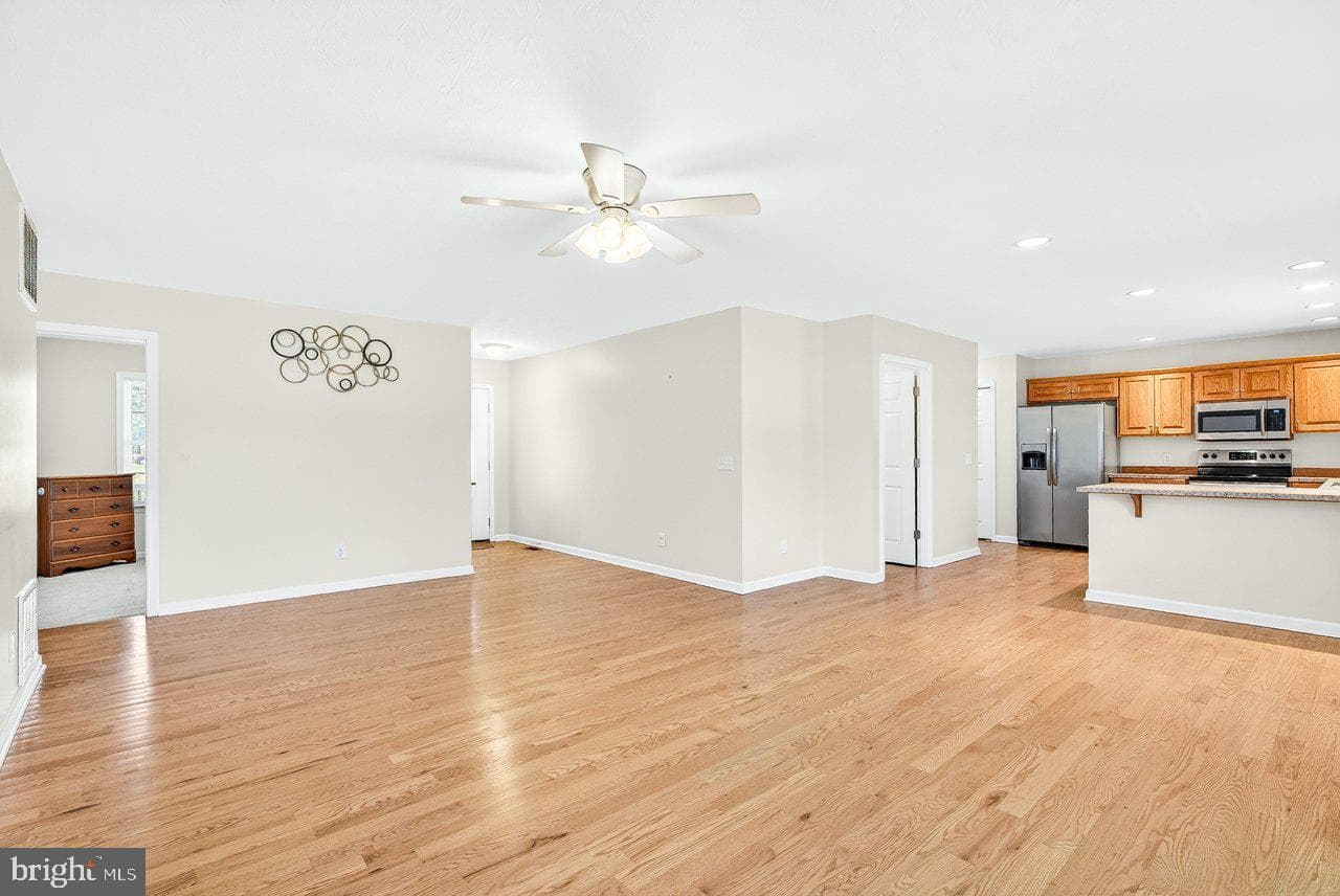 106 Seventh Street photo 7