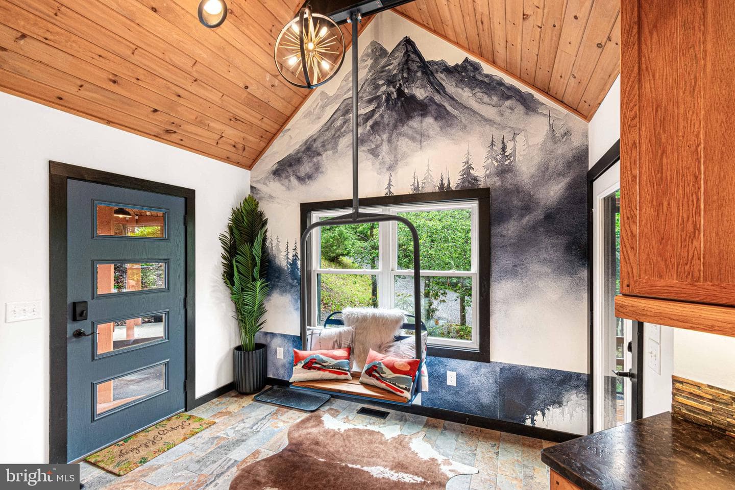 780 Rainier Road photo 57