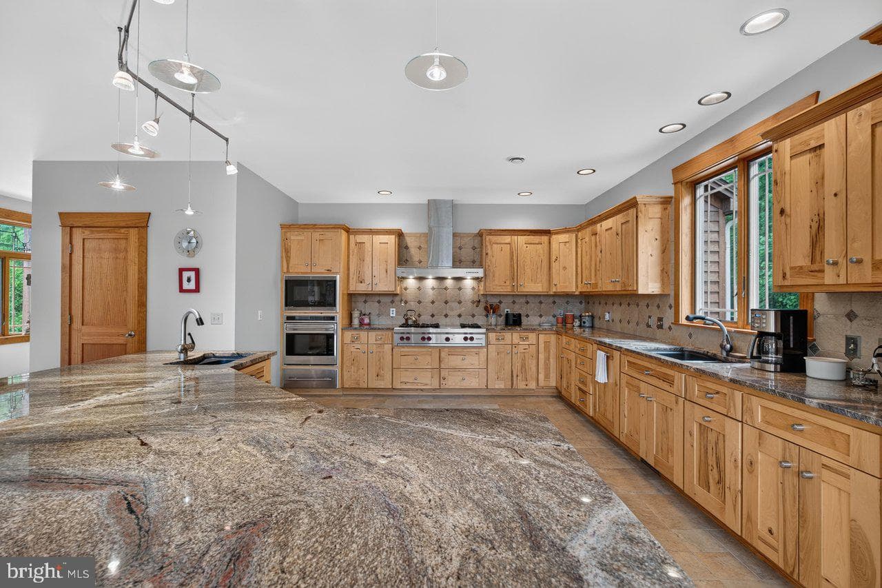 1380 Bloomer Springs Road photo 13