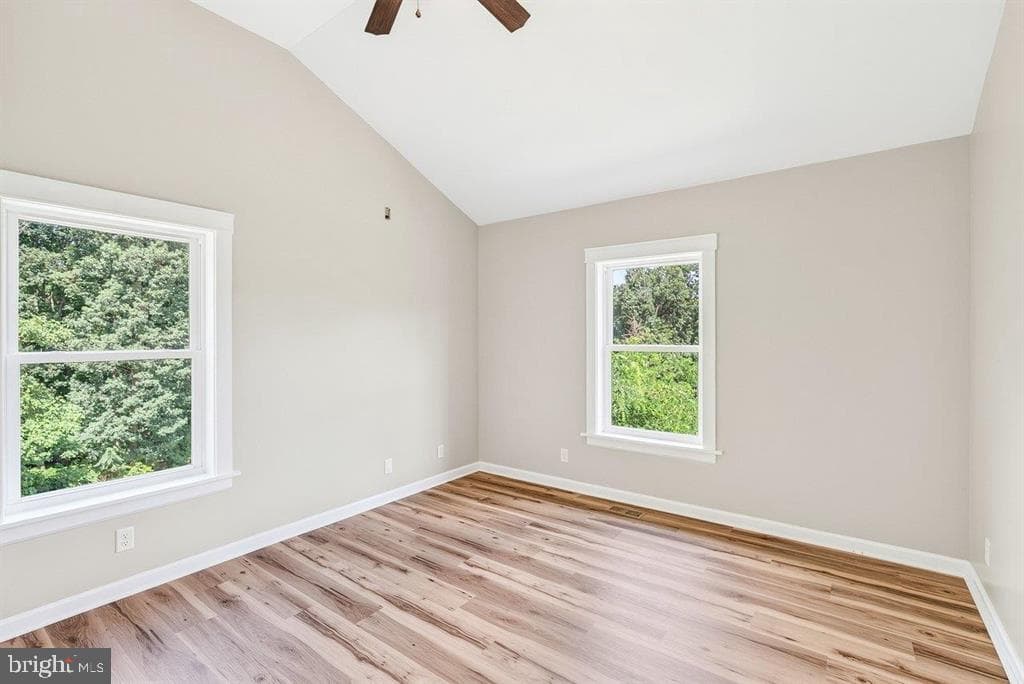 8905 Shade Tree Lane photo 27