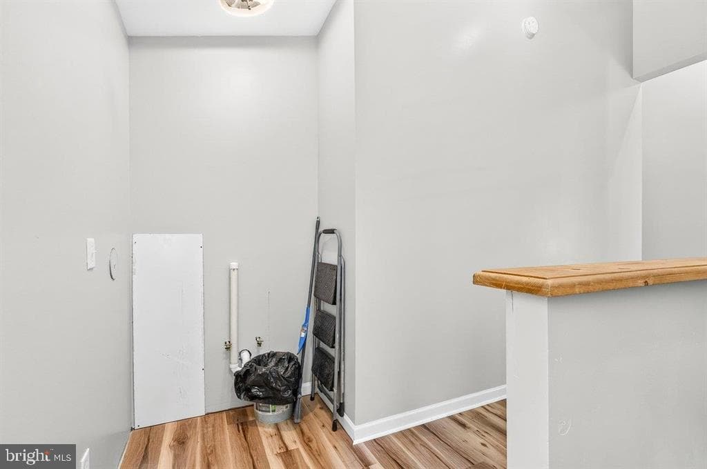8905 Shade Tree Lane photo 31