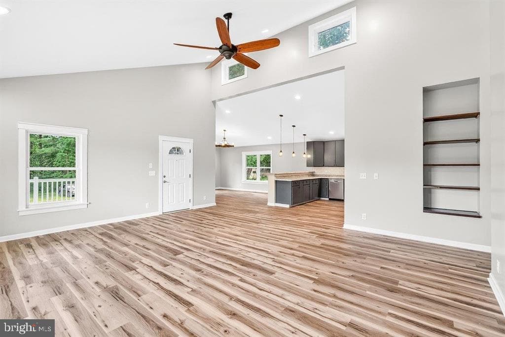 8905 Shade Tree Lane photo 5