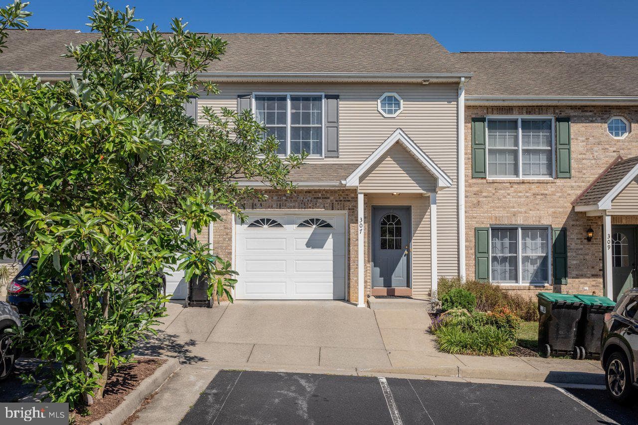 307 Joyce Drive photo 1