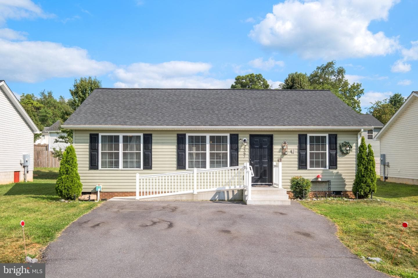 2397 Brentwood Drive photo 1