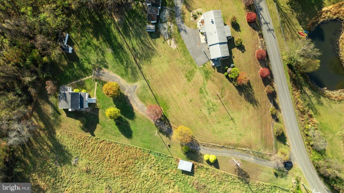 13886 Crest Hill Road photo 36