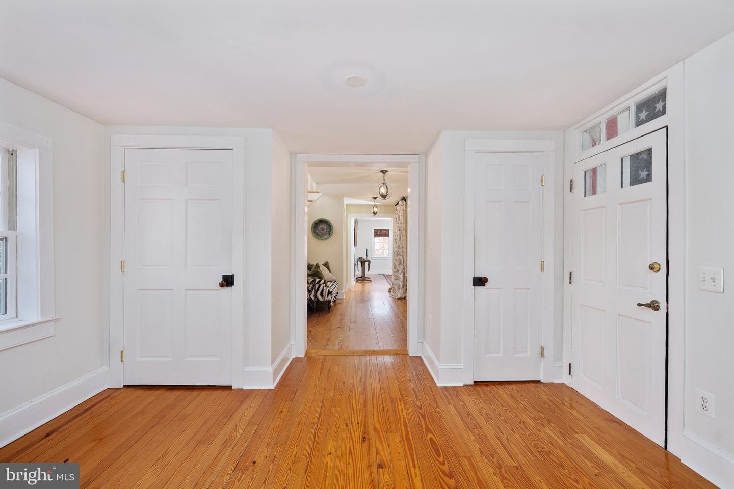 560 Richmond Road photo 15