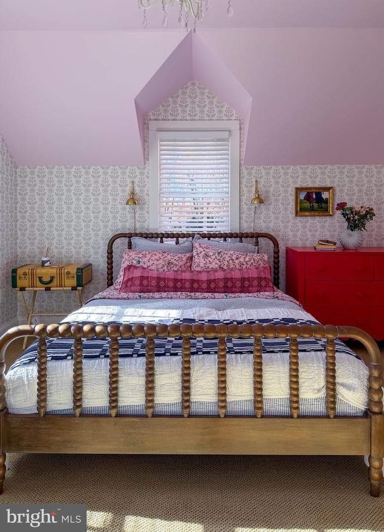 560 Richmond Road photo 80