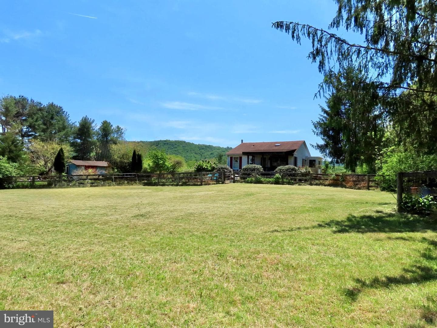 13782 Crest Hill Road photo 6