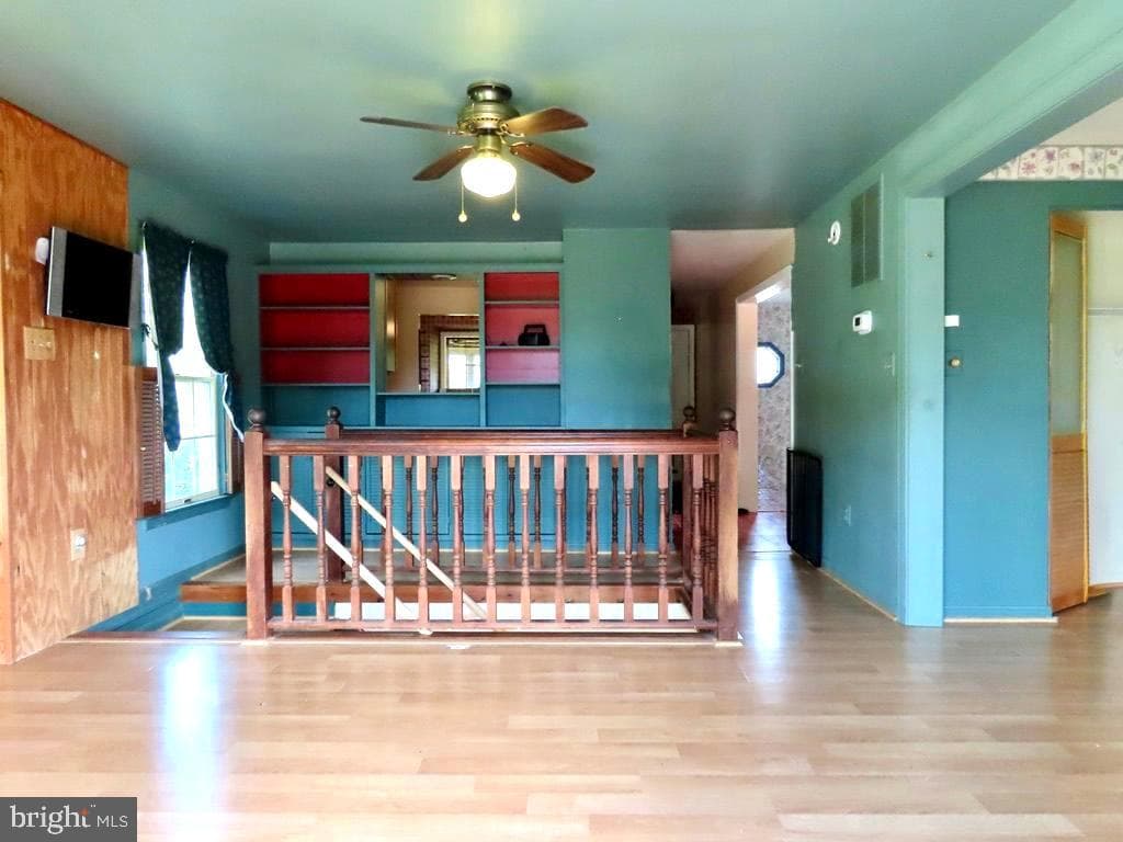 13782 Crest Hill Road photo 8
