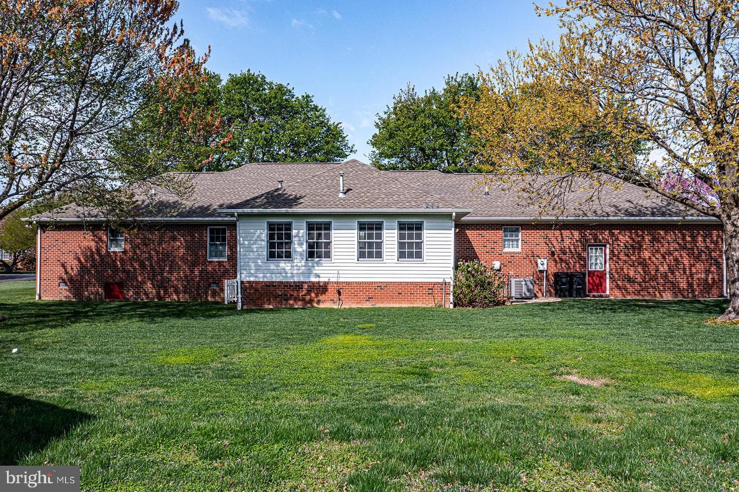 262 College Avenue photo 40
