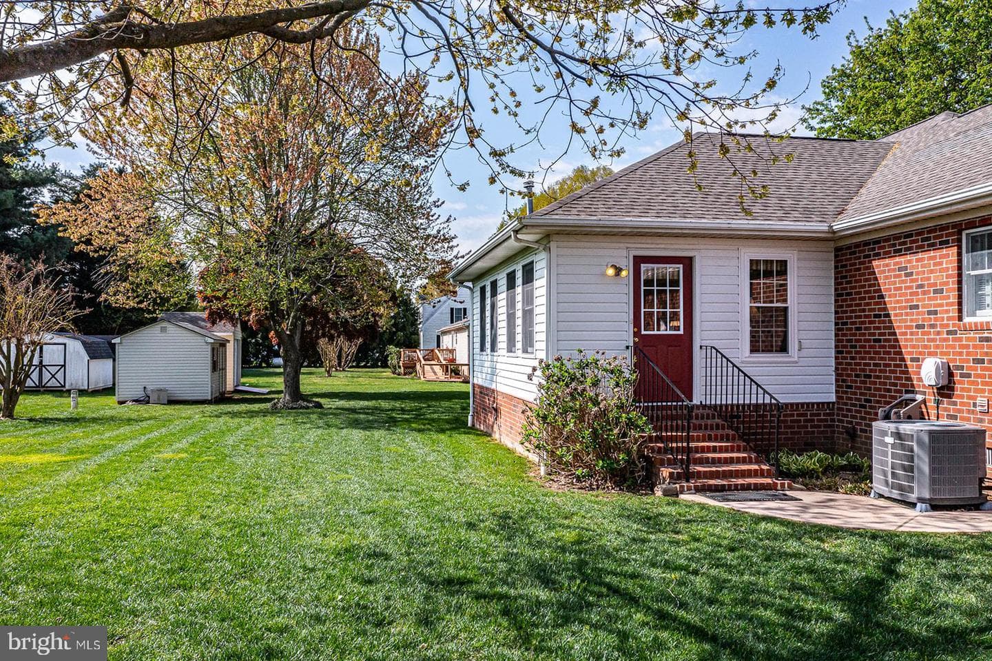 262 College Avenue photo 42