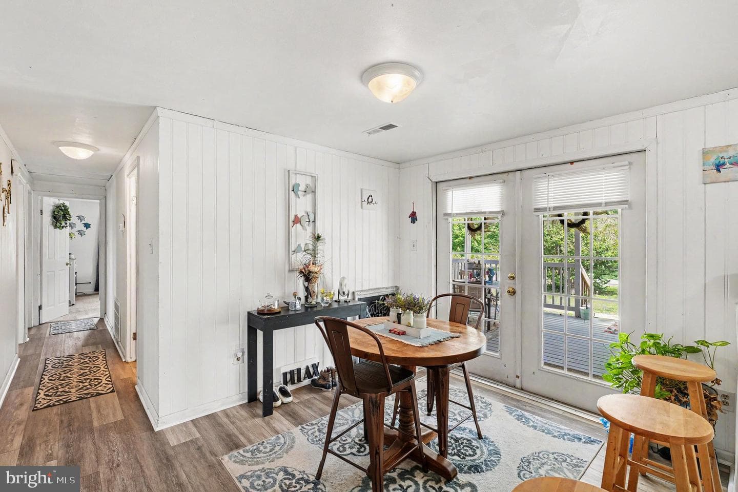 315 Murphys Place photo 9