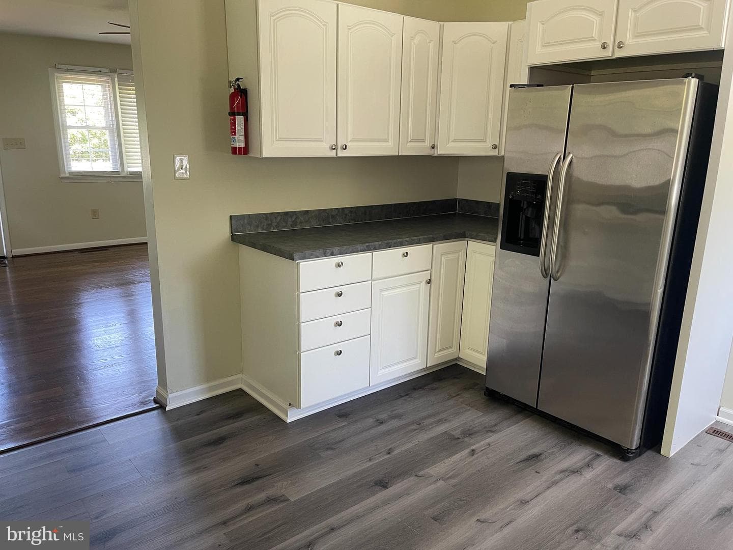1812 Snyder Road photo 5
