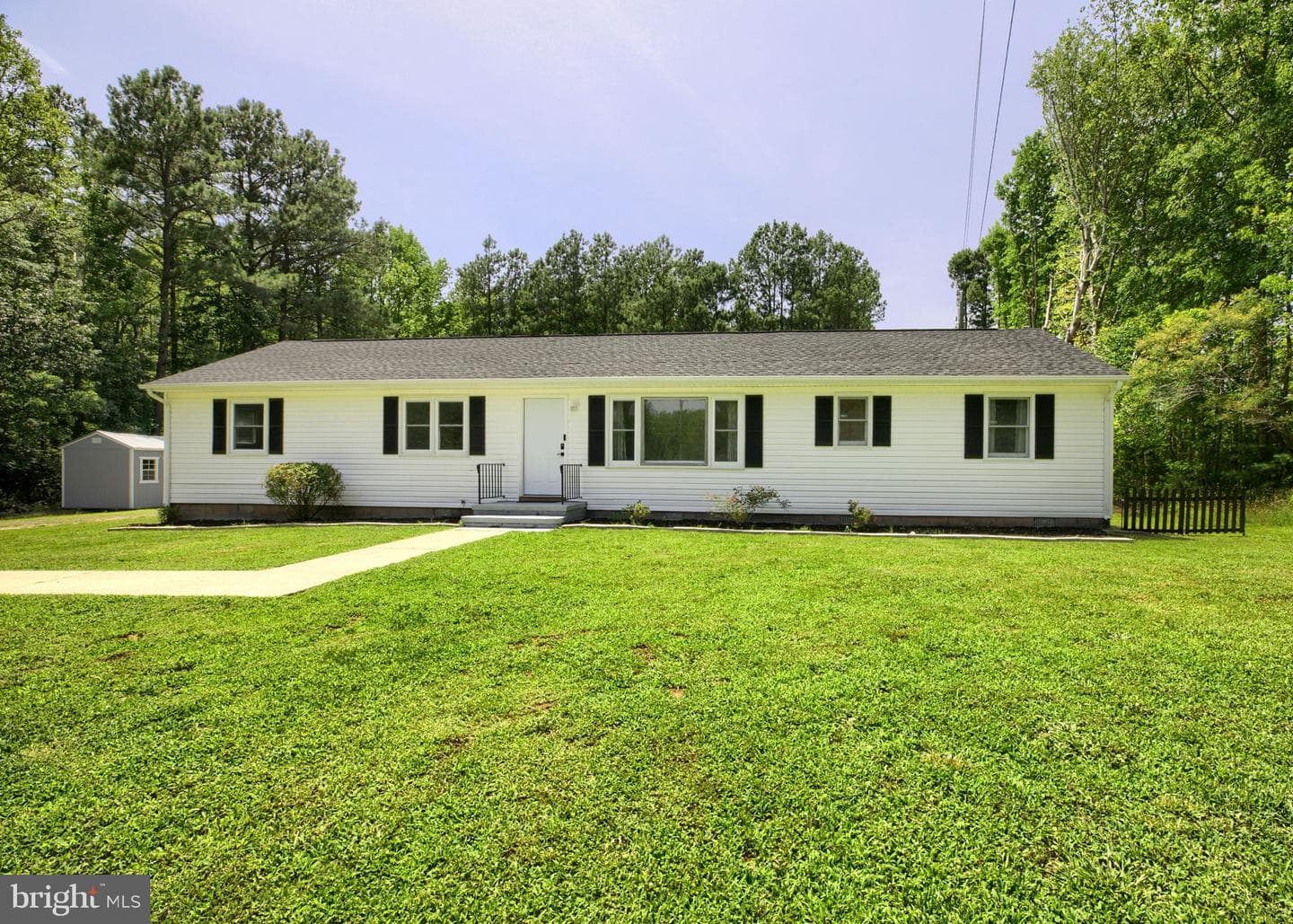 868 Simonson Road photo 1
