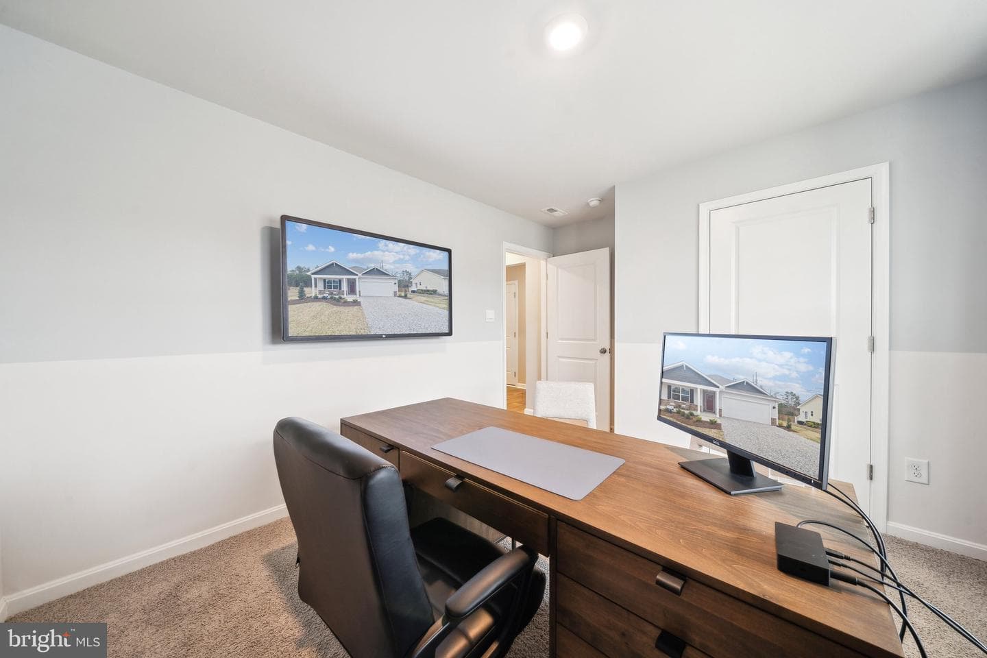 16 River Oak Drive photo 3