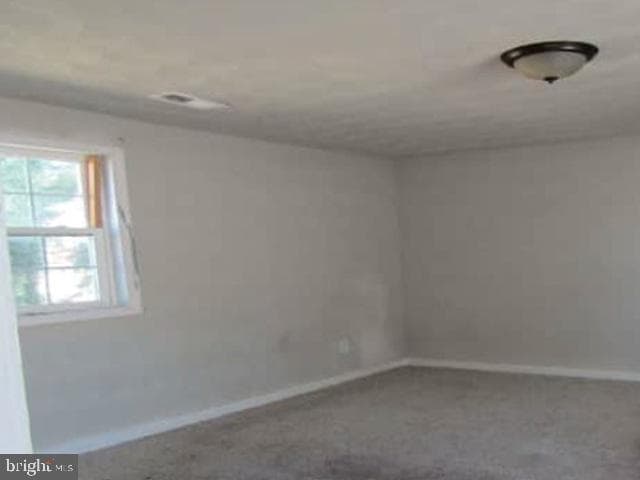 1003 Freeney Avenue photo 4