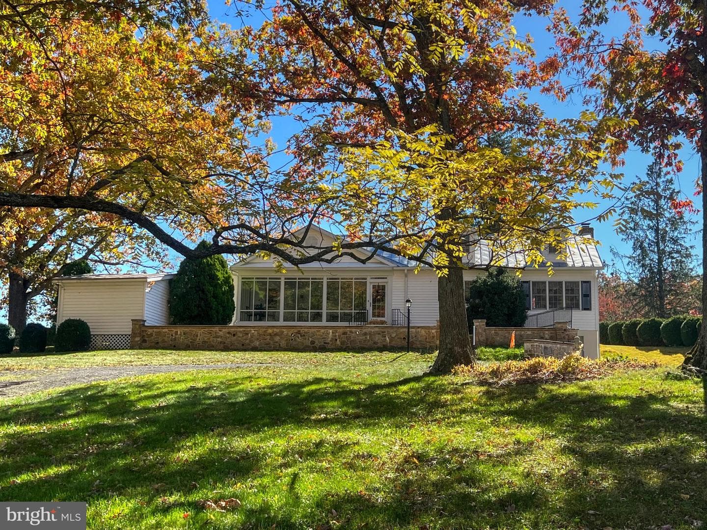 618 Miller Road photo 2